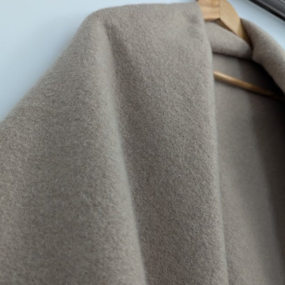Pure Cashmere 100% Cashmere Beige Blanket Wrap - Picture 2 of 13